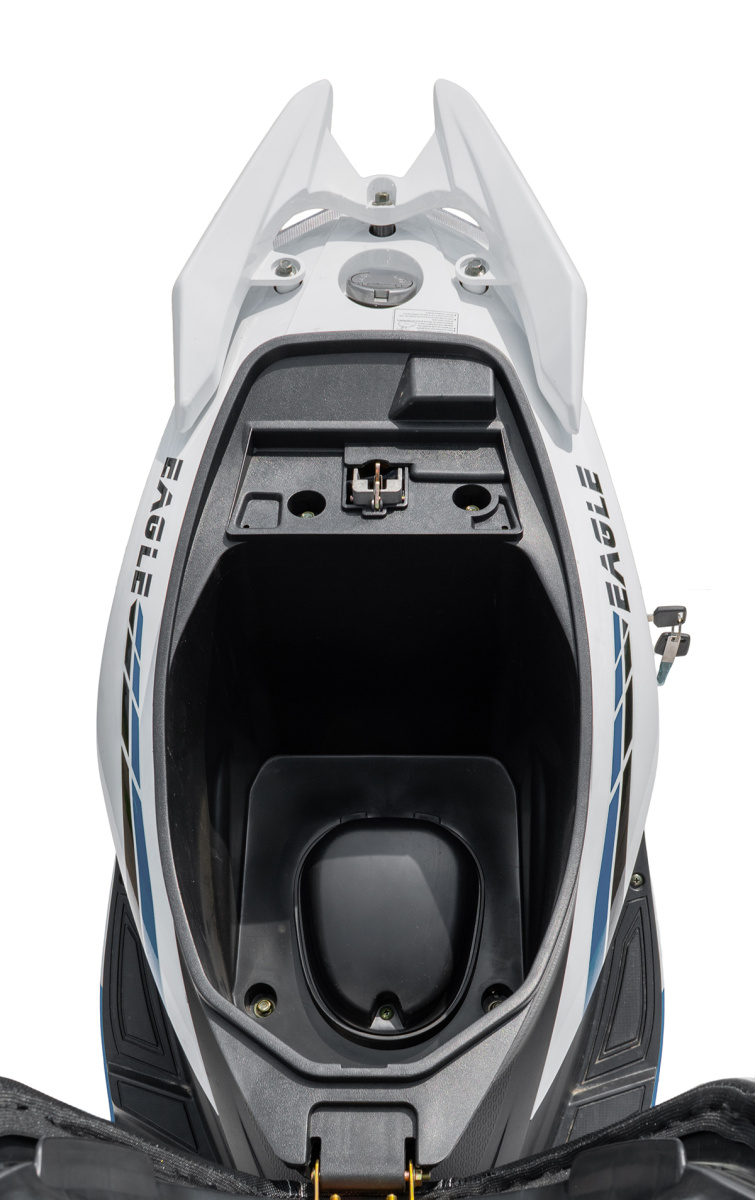 Скутер Regulmoto EAGLE 50 (колёса R12) 9