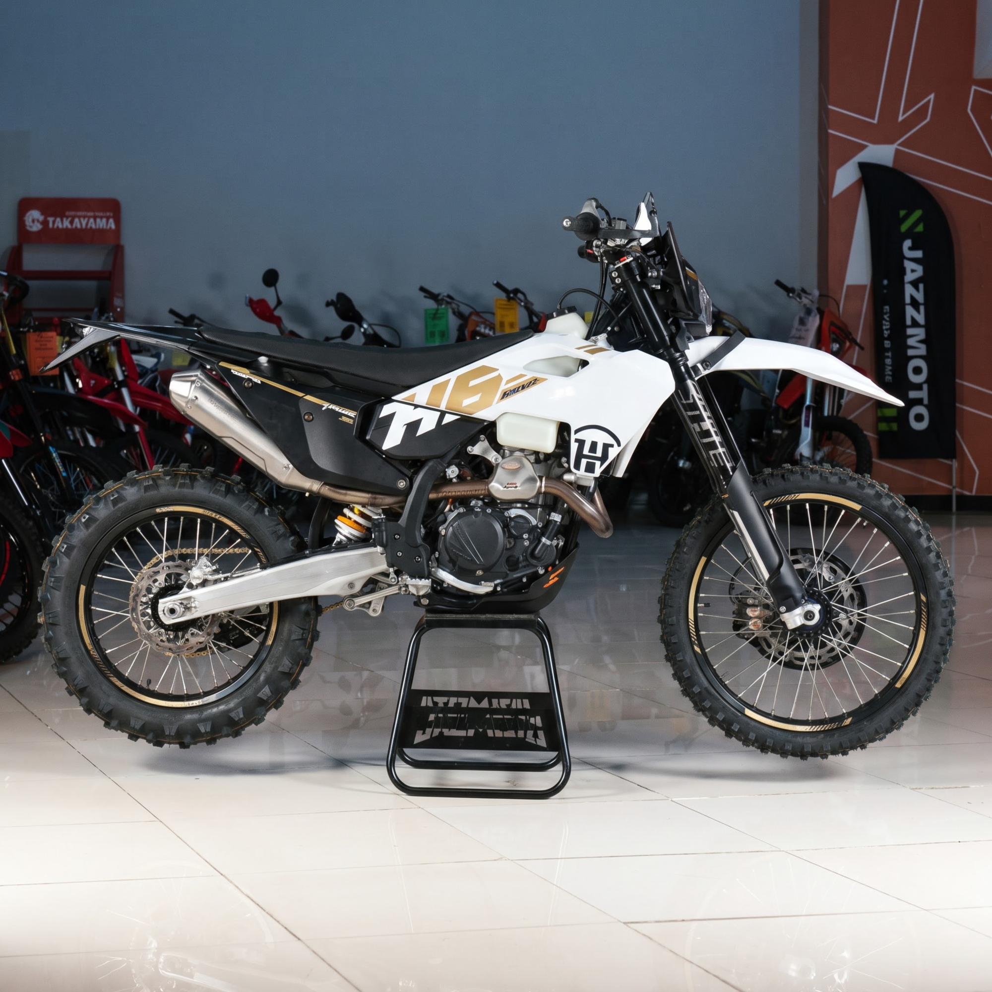 pr-cy-image-2026-10-13-18-51-58